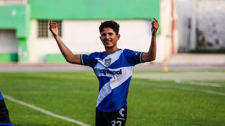 Saltillo Soccer tomó ventaja desde los primeros minutos y aprovechó dos penales en el segundo tiempo para asegurar el triunfo 4-1 ante FC Santiago en un duelo directo por la parte alta del Grupo 16.
