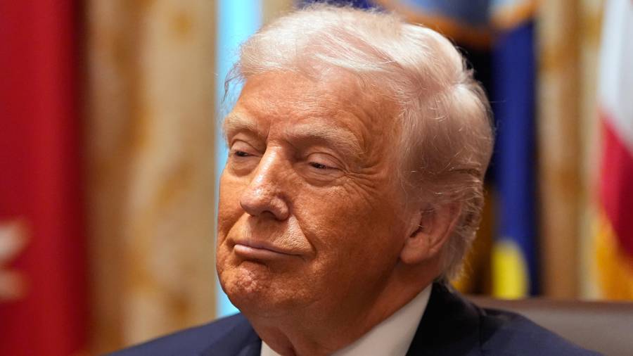 El actual presidente estadounidense, Donald TRump ha actuado para institucionalizar la corrupción del poder del indulto.