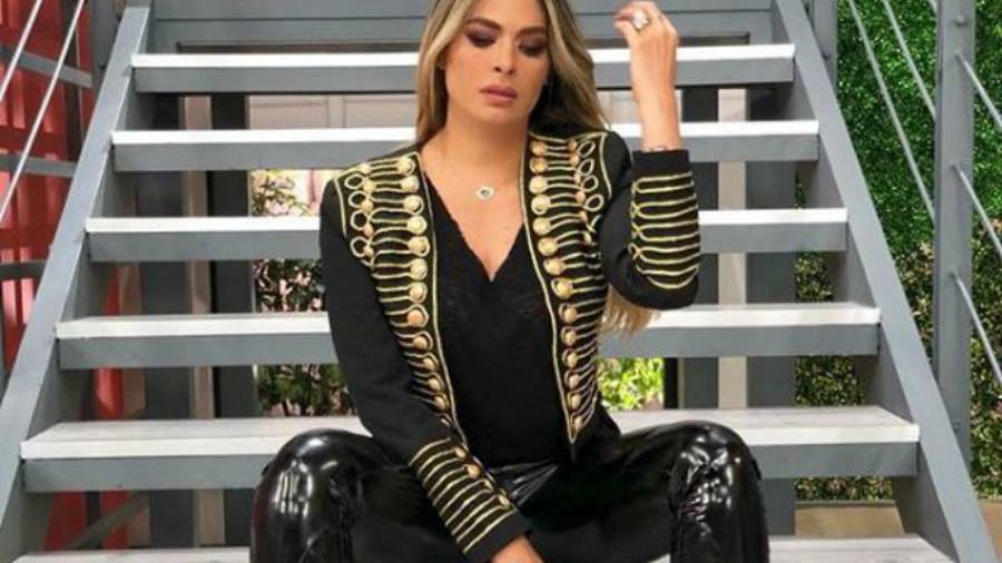 Galilea Montijo confiesa que vestía ropa de tianguis (Video)