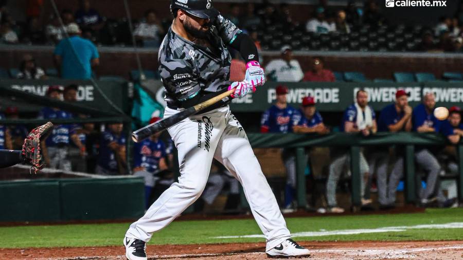 El ataque de Saraperos reaccionó tarde en el segundo juego con jonrón de Orlando Piña y producción de Christian Villanueva, pero no le alcanzó ante Olmecas.