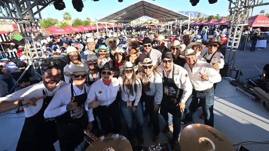 Las presentaciones musicales y la oferta gastronómica del Festival Vaquero han generado una importante afluencia de visitantes y movimiento turístico en la región.