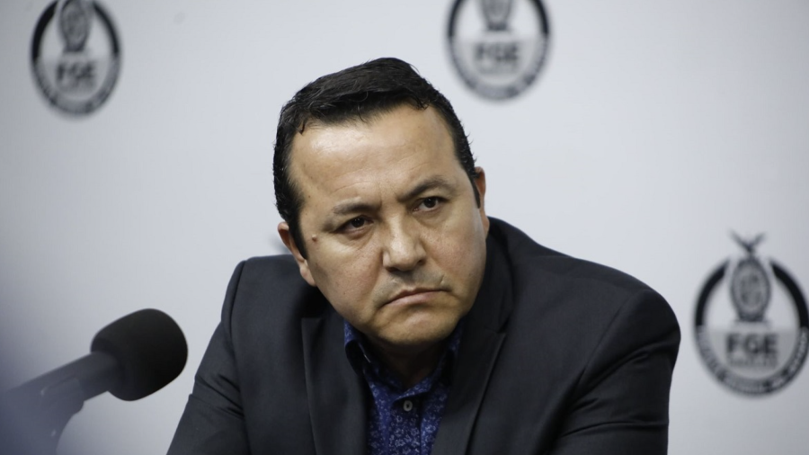 Entre los señalados destaca Dámaso Castro Zaavedra, subprocurador estatal, acusado de recibir sobornos y filtrar operativos a Los Chapitos.