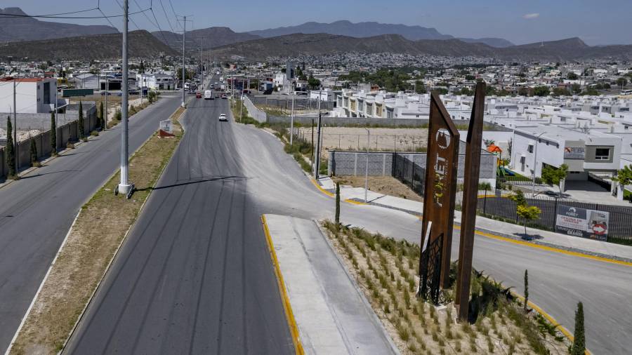 Para Ruba, el éxito de los nuevos fraccionamientos ha generado una disponibilidad limitada, convirtiendo estos últimos lotes en activos de alta plusvalía para quienes buscan capitalizar el flujo comercial del sur de Saltillo y de Ramos Arizpe. FOTO: OMAR SAUCEDO