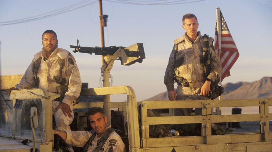 Apuesta. George Clooney, Mark Wahlberg y Ice Cube protagonizan esta historia ambientada tras la Guerra del Golfo,