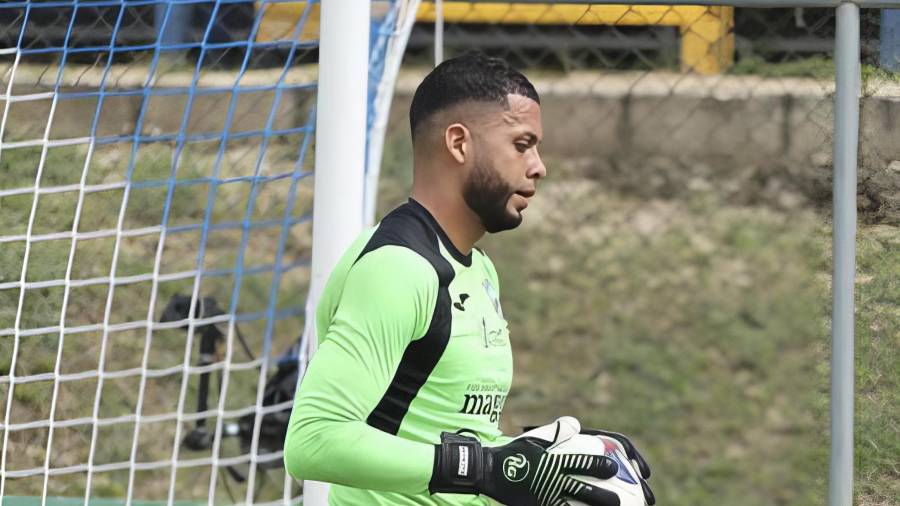 Bryan Cordero denunció que por denunciar fue separado del equipo, luego de recibir un mensaje en el que le informaban que ya no formaba parte del plantel.