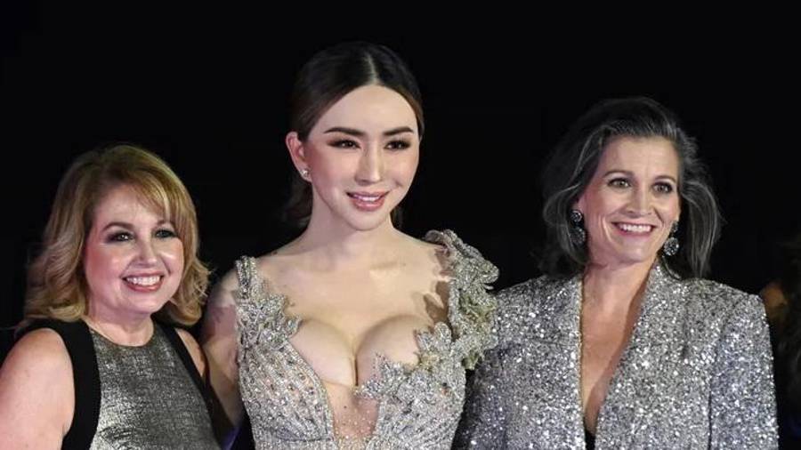 Gracias al video difundido, parece que la motivación detrás de estas medidas rompedoras no es otra que ganar dinero