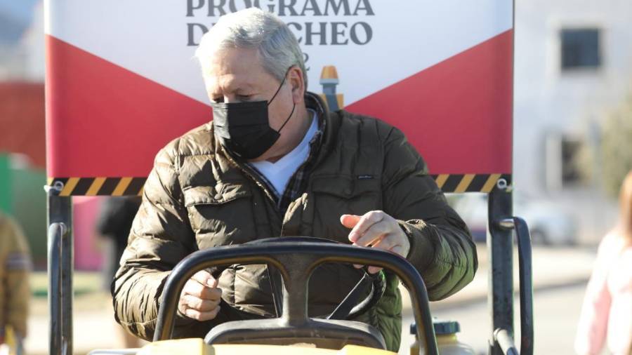 La Dirección de Infraestructura y Obra Pública dio a conocer que al cierre de primeros meses de la administración se han reparado más de 18 mil baches.