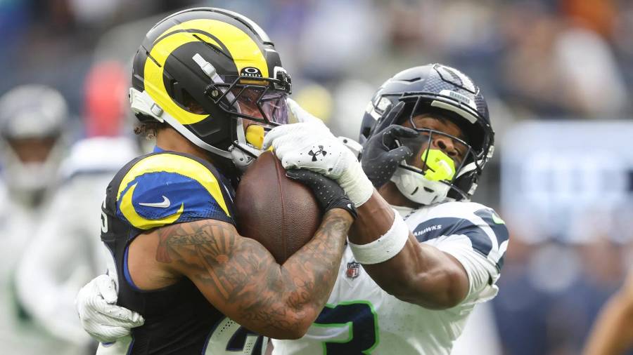 Rams de Los Ángeles y Seahawks de Seattle protagonizan un choque histórico entre la mejor ofensiva y la mejor defensiva de la temporada, un duelo que trasciende el marcador y pone a prueba identidades opuestas.