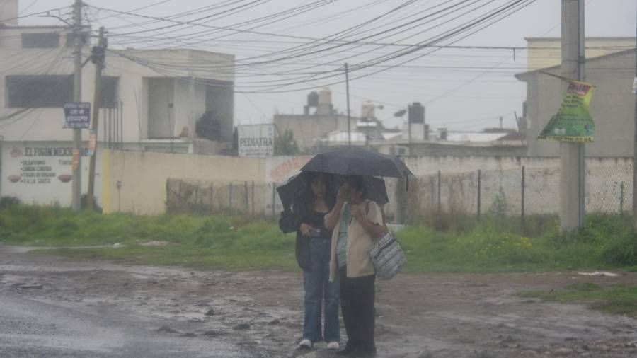 El SMN pronostica lluvias intensas en tres estados y temperaturas de hasta 45 °C en el norte; Coahuila tendrá lluvias y fuertes vientos.