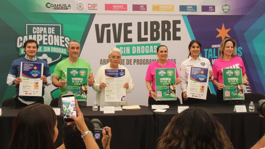 Autoridades destacaron la importancia del futbol como herramienta de integración social.