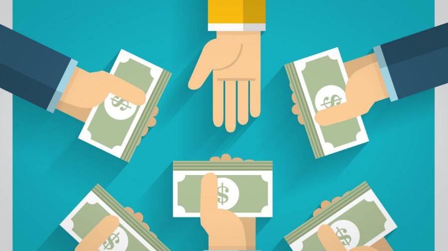 La Participación de los Trabajadores en las Utilidades (PTU) es un derecho constitucional en México donde empleados reciben el 10% de las ganancias netas del año anterior de la empresa.