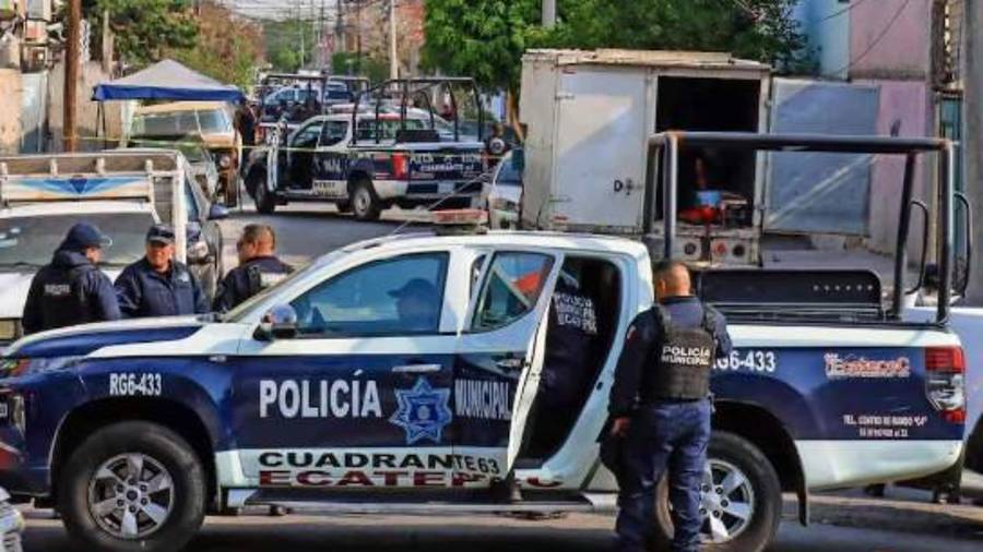 Estos golpes provocaron la disolución de La Chokiza, que ahora usa el nombre de Los Manzano, un grupo de choque fundado por los hermanos Manuel y Hugo Manzano.