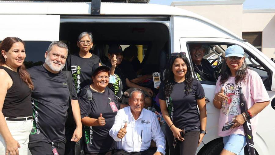 Representantes de la región carbonífera emprenden el viaje para participar en la sexta edición de las Olimpiadas de Oro.