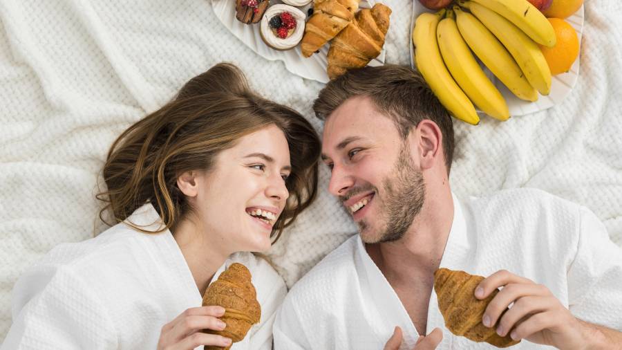 La sensación de seguridad de los enamorados influye en sus hábitos alimenticios.