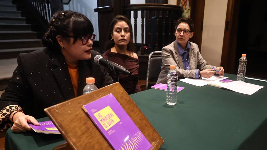 Las miniaturas de lo inmenso: Primavera López Colunga presenta su primer libro en Casa Purcell