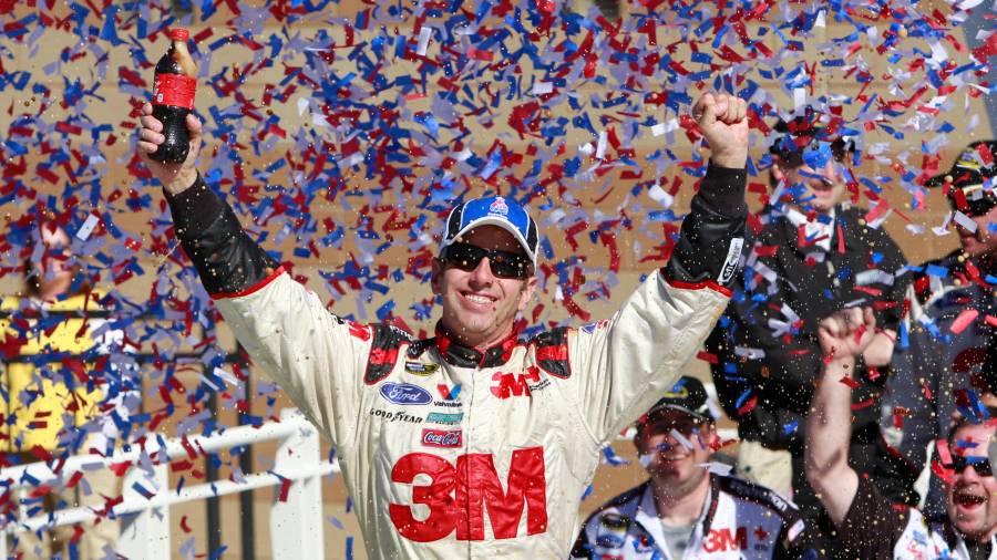 El expiloto Greg Biffle, campeón en las principales categorías de la NASCAR, falleció a los 55 años tras un accidente aéreo en Carolina del Norte.