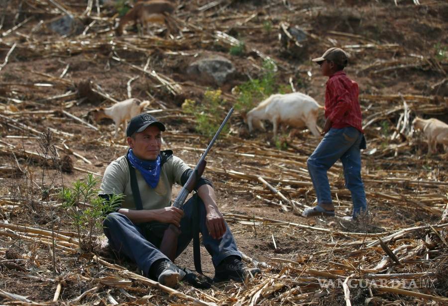 $!Niños con armas, imágenes de un México olvidado