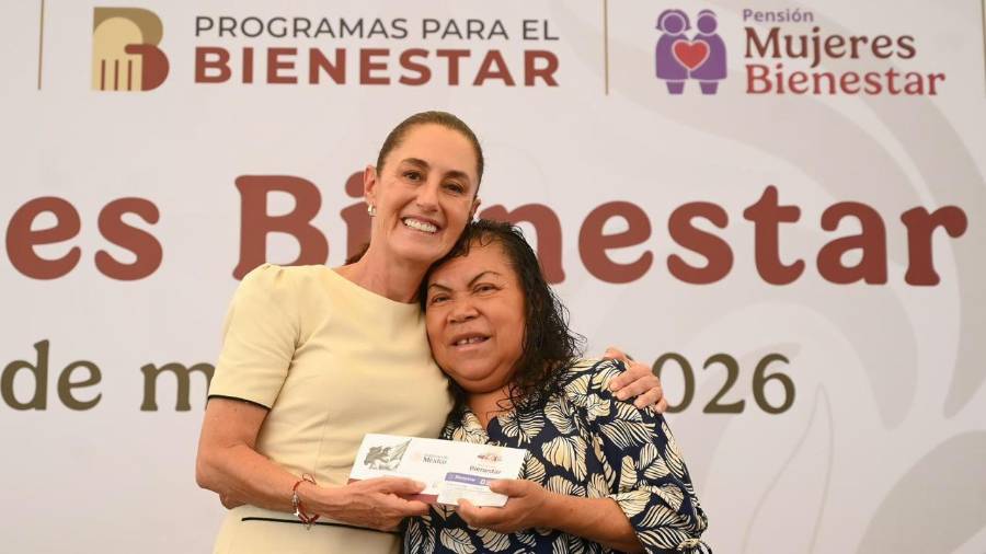 La Pensión Mujeres Bienestar entrega 3 mil 100 pesos cada dos meses a mexicanas de 60 a 64 años.