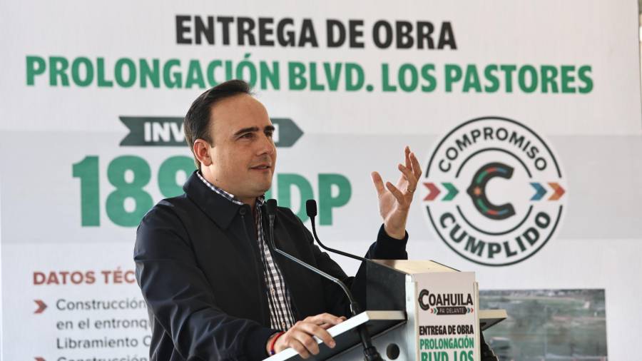 El mandatario coahuilense, Manolo Jiménez, expresó su pesar por el crimen en Gómez Palacio, Durango, calificándolo como un acto de violencia.