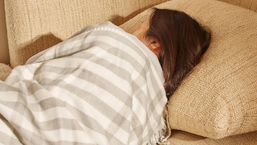 La regularidad del sueño se refiere al mantenimiento de la misma hora de acostarse y levantarse.