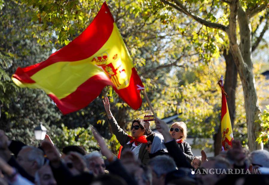 $!España da un paso histórico sacando al dictador Francisco Franco de su mausoleo