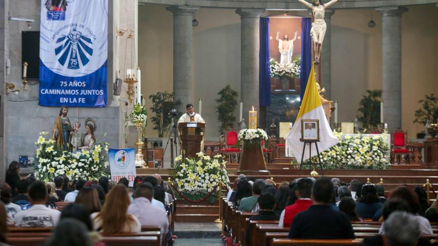 Desde su editorial Desde la Fe, indicó que “pocas veces una transformación tecnológica ha avanzado con tanta velocidad y con un impacto tan profundo.