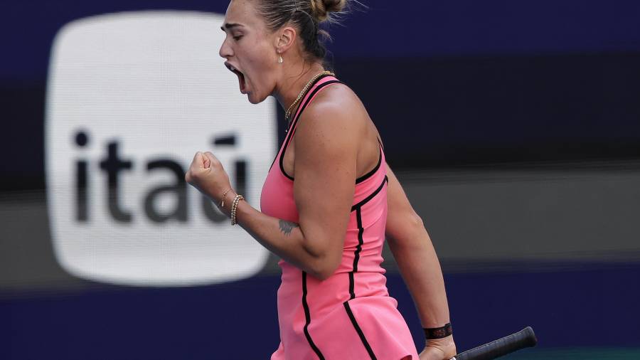 Aryna Sabalenka celebra en Miami tras vencer a Coco Gauff y quedarse con el título del Miami Open 2026 en una final que reafirmó su dominio en el circuito femenil.