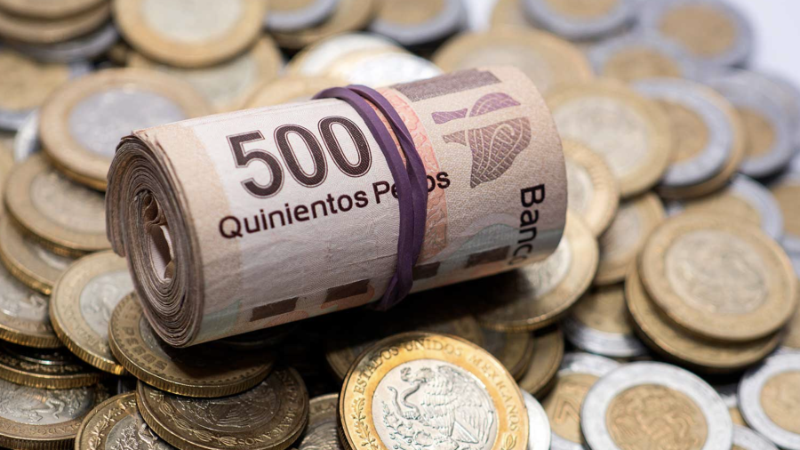 Una nueva iniciativa presentada en el Congreso busca modificar la Ley Federal del Trabajo para que el aguinaldo aumente de forma gradual hasta alcanzar 30 días de salario.