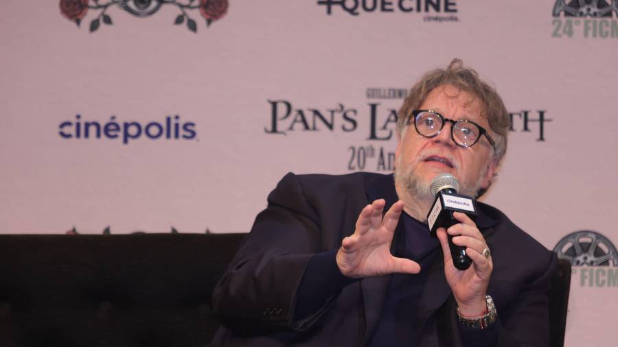 El laureado director mexicano participó en el Festival Internacional de Cine de Morelia.
