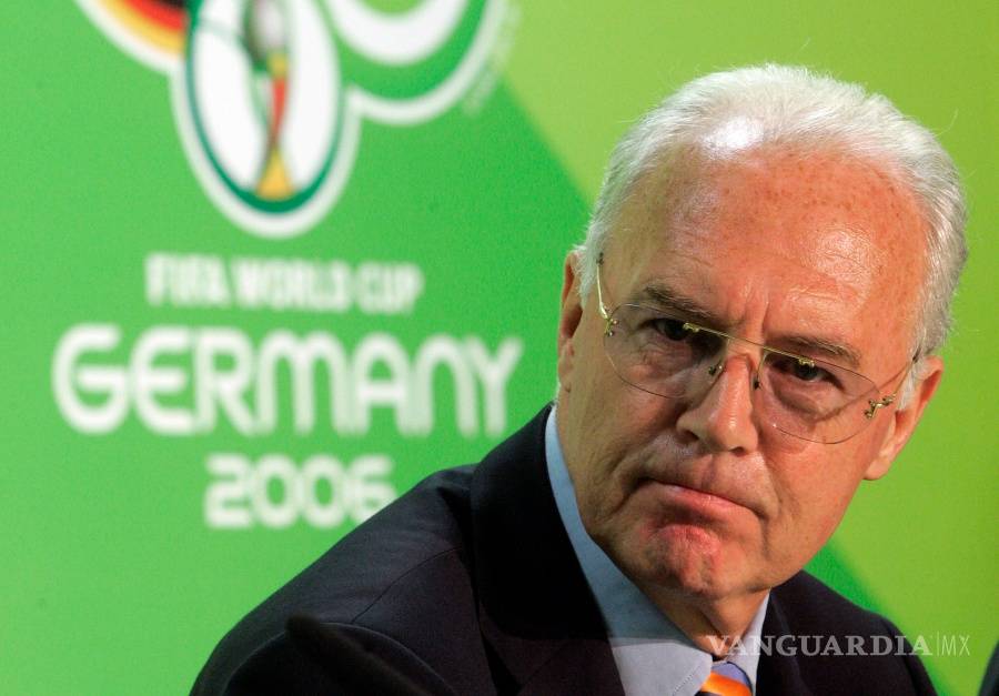 Interrogan a Beckenbauer en Suiza por sospechas de corrupción