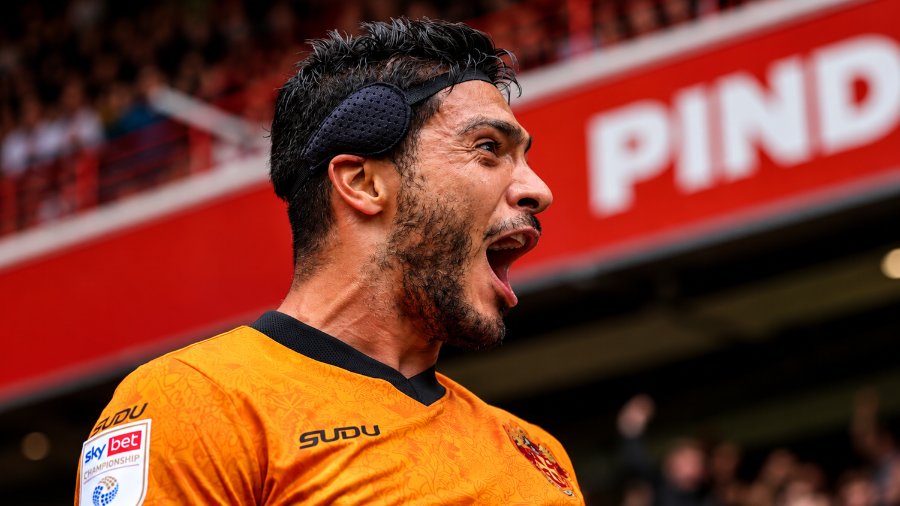 Raúl Jiménez alcanzó tres anotaciones en la Championship durante su segunda etapa con el Wolverhampton.