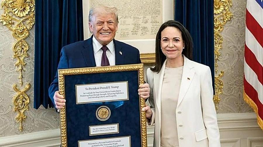 El Nobel, convertido en bazar