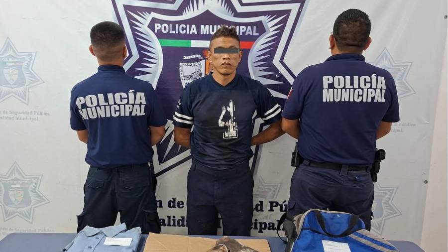 La intervención se originó tras reportes en redes sociales sobre daños a un vehículo con un hacha; el sujeto se había dado a la fuga. FOTO: CORTESÍA