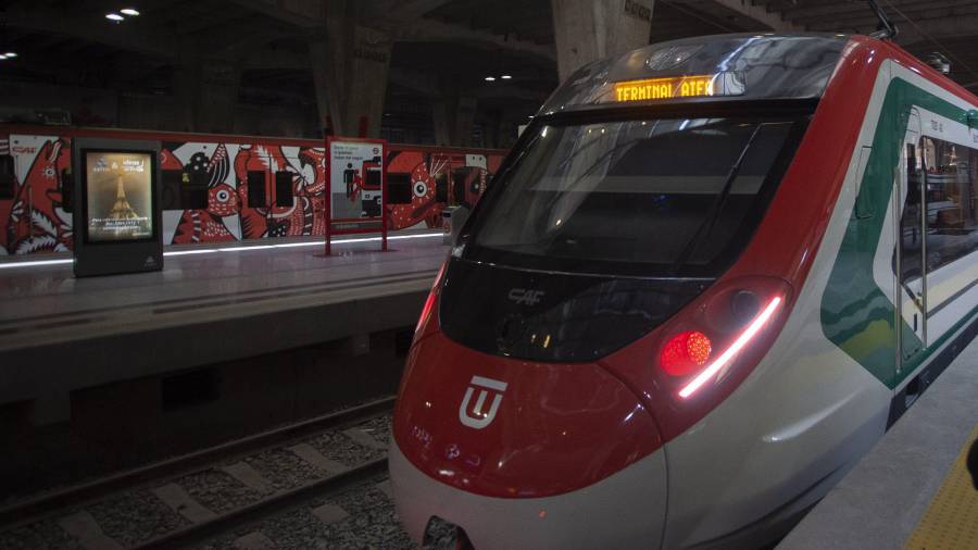 Los viajeros saltillenses que vuelen hacia el AIFA, podrán utilizar este tren que los conectará con Buenavista, en territorio de la alcaldía de Cuauhtémoc.