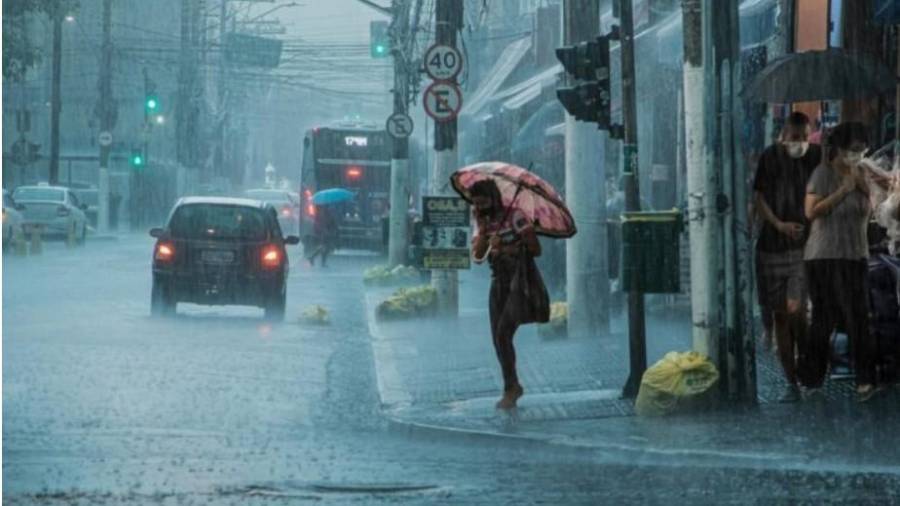 Con la llegada del frente frío número 43 a la región, se prevén aguaceros y hasta posibles tornados en el norte de Coahuila.
