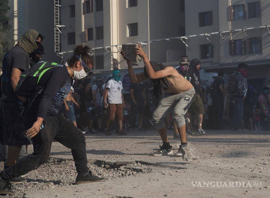 $!Se recrudecen las protestas en Chile
