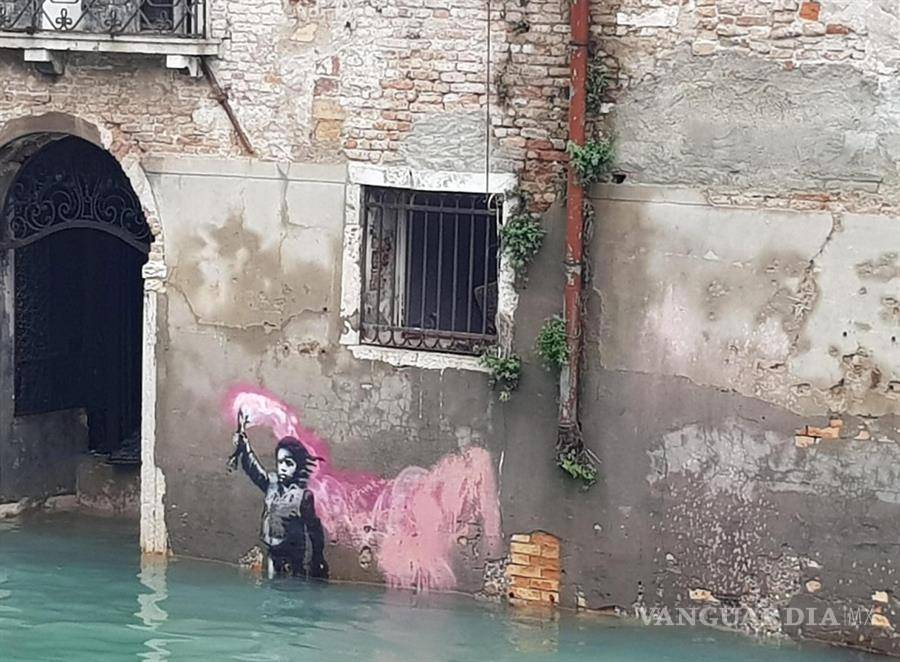 $!Venecia se ahoga, sufre peor inundación desde 1966