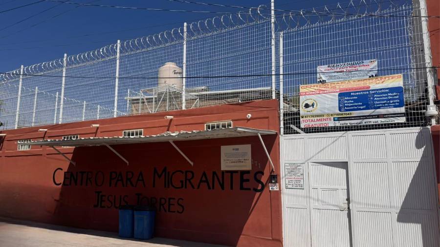 Las instalaciones del centro fueron mejoradas con nuevas áreas infantiles, sistemas de aire acondicionado y espacios de almacenamiento para fortalecer la atención a familias migrantes.