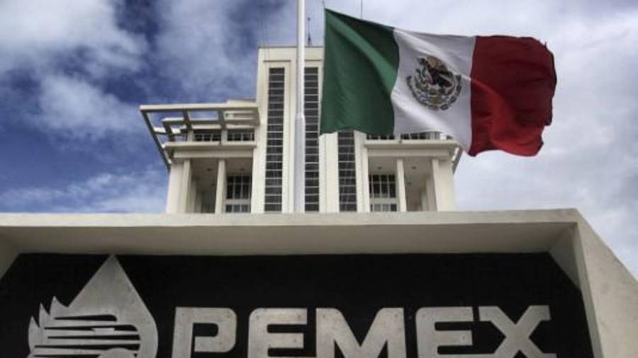 En los últimos dos meses Pemex ha reportado más incendios y derrames que en otros años.