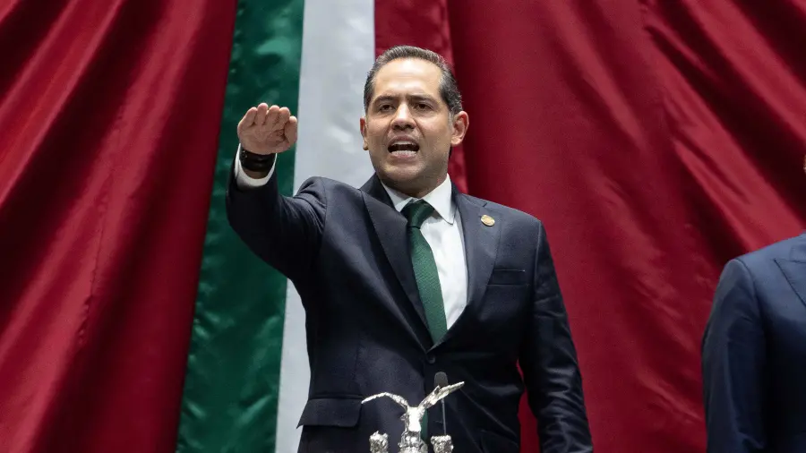 La Cámara de Diputados eligió a Raúl Bolaños Cacho, del Partido Verde, como presidente de la Mesa Directiva para el tercer año de la LXVI Legislatura.