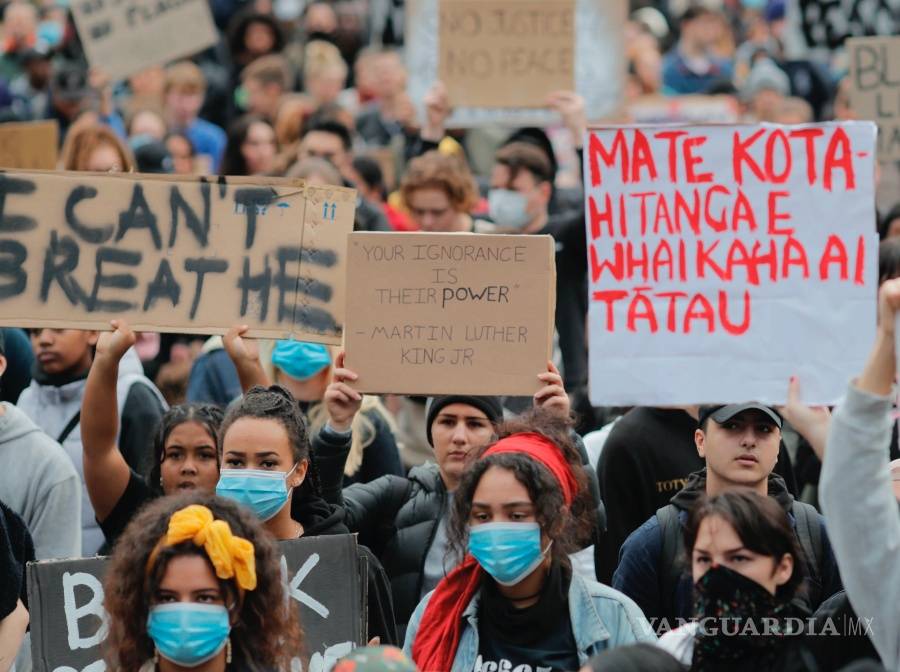 $!El "no puedo respirar" de George Floyd hace eco en otros países foto)