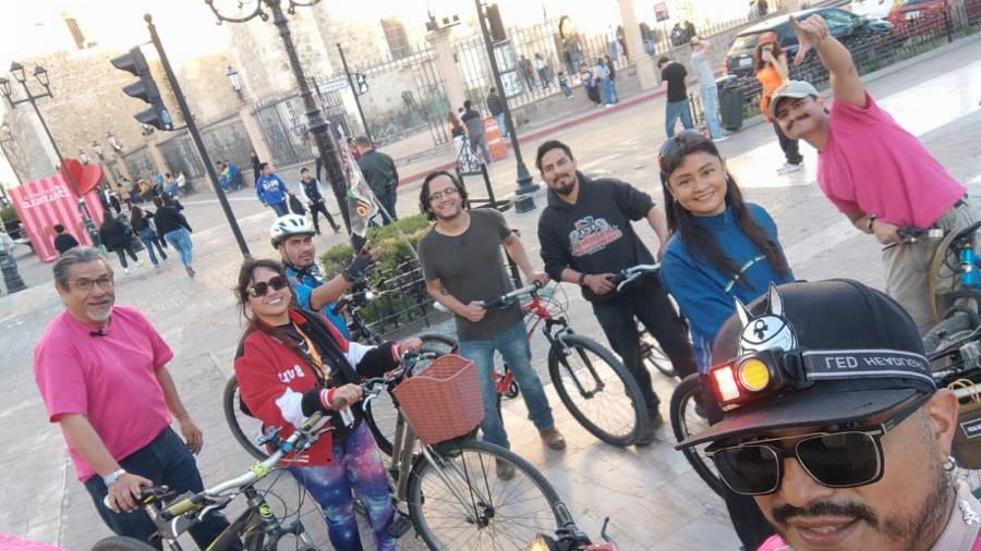 Uno de los objetivos de las rodadas organizadas por el colectivo, es la promoción del derecho a la reapropiación de los espacios públicos y vialidades.