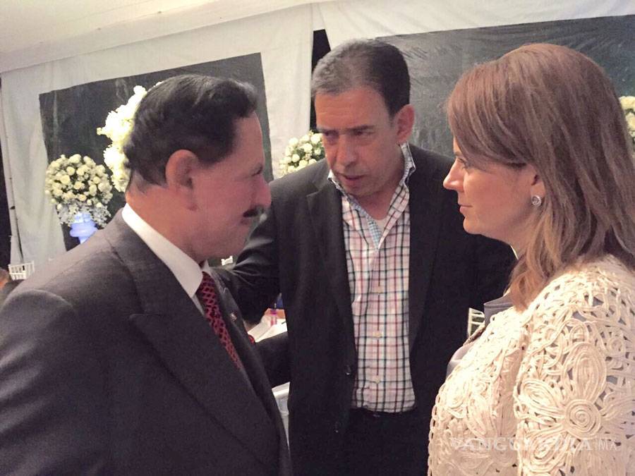 $!Reaparece Humberto Moreira con Hilda Flores
