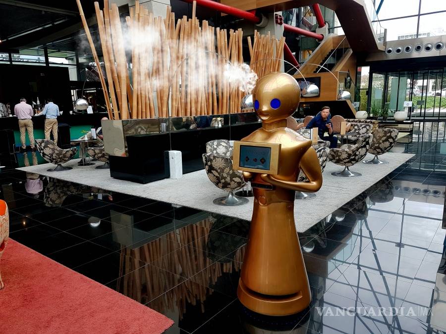 $!Robots, héroes anónimos en los hospitales contra la batalla contra el COVID-19