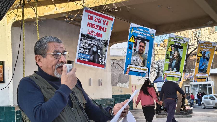 El colectivo Transporte Digno Saltillo apoya la lucha de los residentes del poniente de la ciudad, quienes han sido testigos de constantes fallas en las unidades de las rutas 7A y 2A.