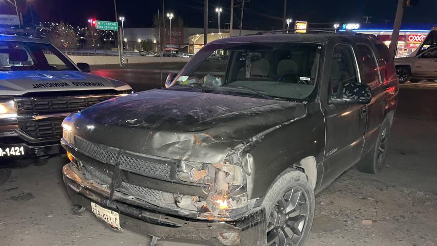 Los menores fueron trasladados por paramédicos de la Cruz Roja.