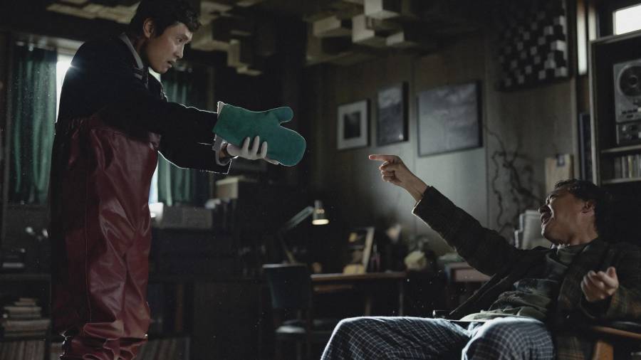 No Other Choice: Cuando el trabajo te borra