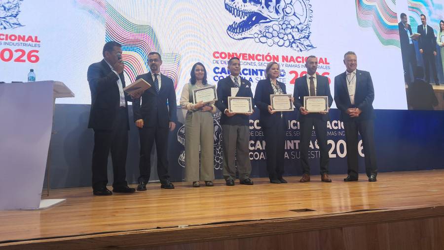 Especialistas del sector ambiental y representantes de organismos internacionales participaron en el panel de economía circular durante la Convención Nacional de CANACINTRA.