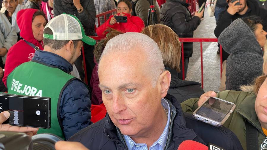 El edil supervisa acciones de apoyo durante los recorridos de atención a zonas afectadas por el frío.