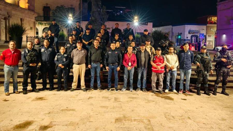 Autoridades municipales realizaron el fin de semana un operativo de revisión en bares y cantinas del Centro Histórico, donde verificaron el cumplimiento de medidas de seguridad, Protección Civil y normatividad.